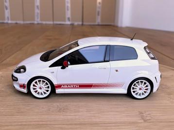 SUPERDEAL Fiat Punto Evo Abarth 1:18 OttO Mobile OT460 nieuw, Enlèvement ou Envoi, Neuf, Voiture, OttOMobile