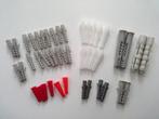 45 chevilles en nylon variées neuves - 10 types différents, Ophalen of Verzenden, Nieuw