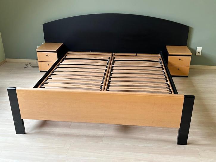 Complete slaapkamer (bed, lattoflex, commode, nachtkastjes,, Huis en Inrichting, Slaapkamer | Complete slaapkamers, Gebruikt, Tweepersoons
