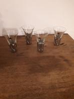 4 kleine thee- of aperitiefglaasjes op zilveren voet, Ophalen of Verzenden, Zo goed als nieuw