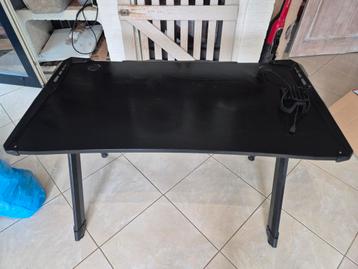 Table gaming comme neuf, Enlèvement