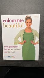 Boek colour me beautiful, Ophalen of Verzenden, Zo goed als nieuw, Mode algemeen