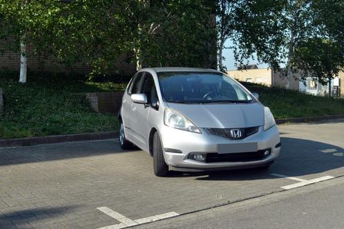 Honda Jazz 94.250km de 2011 airco  5-portes prêt à immatri, Autos, Honda, Particulier, Jazz, ABS, Airbags, Air conditionné, Ordinateur de bord