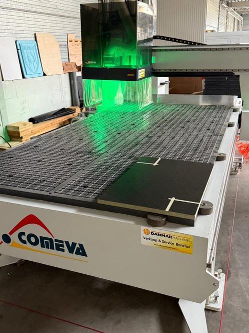 CNC Freesmachine Comeva Nicron1326, Doe-het-zelf en Bouw, Gereedschap | Freesmachines, Zo goed als nieuw, Elektrisch, Bovenfrees