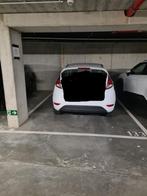 Ondergrondse autostaanplaats Harelbeke, Immo, Garages en Parkeerplaatsen, Provincie West-Vlaanderen