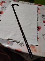 Canne en acajou, Enlèvement