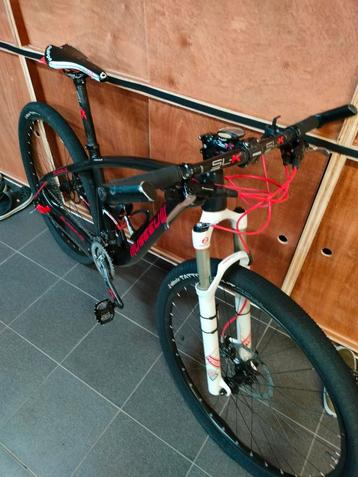 Mtb full carbon Museeuw  beschikbaar voor biedingen