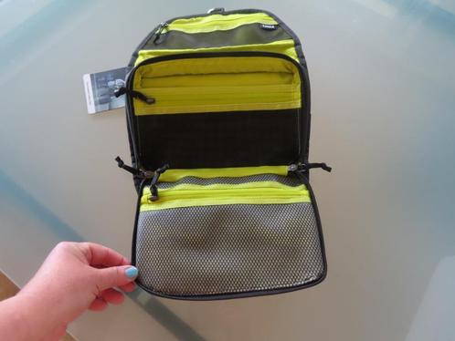 NIEUW : Thule Subterra toiletzak / toilettas - Bring your li, Handtassen en Accessoires, Toilettassen, Nieuw, Heer of Dame, Zwart