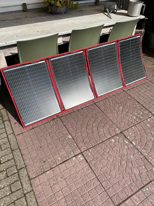 Panneaux solaires pliables portables de 200 watts, Caravanes & Camping, Caravanes Accessoires, Neuf, Envoi