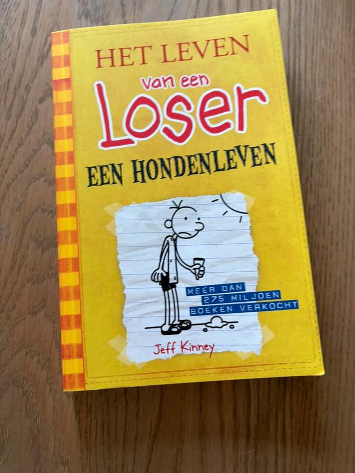 Jeff Kinney - Een hondenleven, Boeken, Kinderboeken | Jeugd | 10 tot 12 jaar, Ophalen