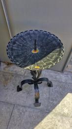 Grote vintage handgemaakte kaars op smeedijzeren kandelaar, Ophalen of Verzenden