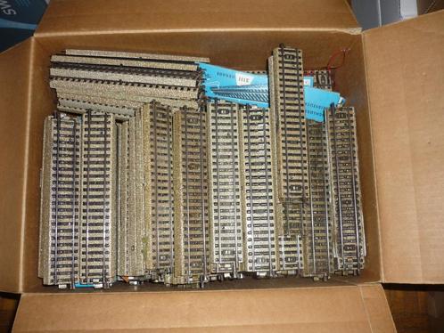 Zeer groot lot M rails, wissels, draaischijf, brug etc 692 s, Hobby & Loisirs créatifs, Trains miniatures | HO, Utilisé, Rails