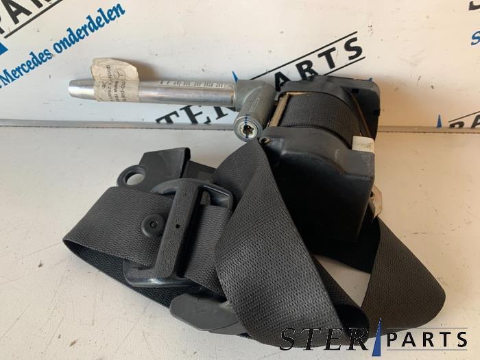 Veiligheidsgordel rechts-voor van een Mercedes S-Klasse, Auto-onderdelen, Interieur en Bekleding, Mercedes-Benz, Gebruikt, 3 maanden garantie