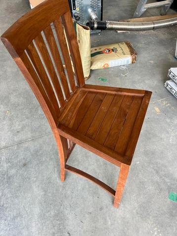 4 Hoge teak krukken te koop beschikbaar voor biedingen