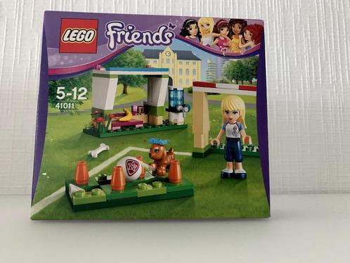 LEGO FRIENDS - 41011 - L'entraînement de football de Stéphan, Enfants & Bébés, Jouets | Duplo & Lego, Neuf, Lego, Ensemble complet