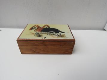 Boîte vintage en cèdre Basset dogs