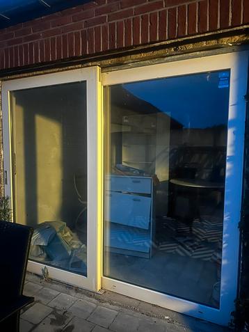Schuifraam 2039 x 1996 gratis beschikbaar voor biedingen