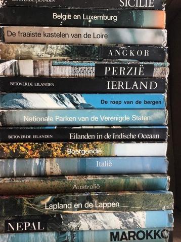 29 ARTIS boeken diverse landen aan 2 euro per boek beschikbaar voor biedingen