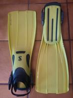 Duikvinnen, botjes en masker., Watersport en Boten, Ophalen, Nieuw