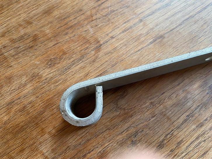 Charnière 40 cm et Arrêt de volet mural et support ancien, Bricolage & Construction, Quincaillerie & Fixations, Neuf, Autres types