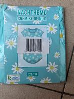 Nieuw gebloemd nachthemd - Maat 128 / 134, Kinderen en Baby's, Kinderkleding | Maat 128, Ophalen of Verzenden, Nieuw, Meisje, Nacht- of Onderkleding