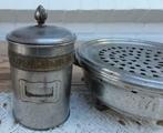 Doorleefde verweerde metalen voorraadbus met sierrand, Ophalen of Verzenden