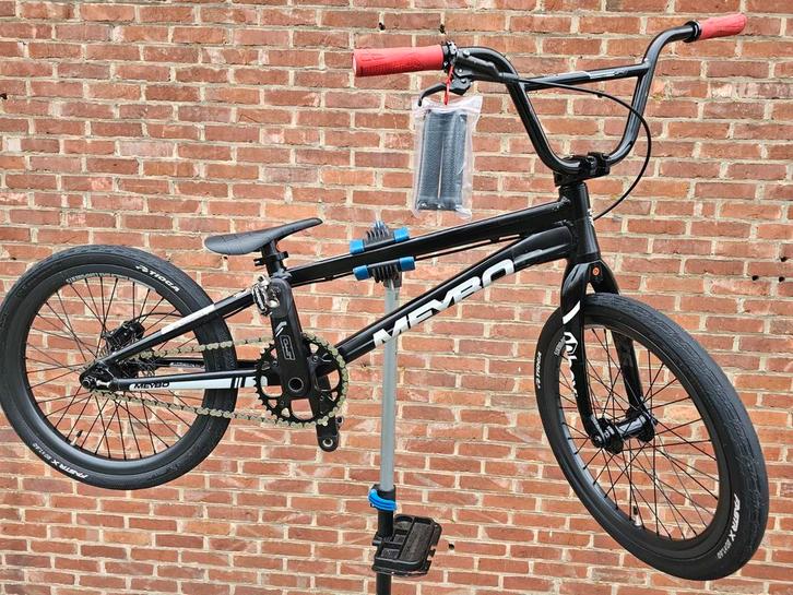 Meybo patron pro 21,5 race bmx ( teamfiets ), Fietsen en Brommers, Fietsen | Crossfietsen en BMX, Zo goed als nieuw, Ophalen