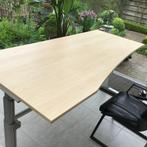 Mooie merkbureaus, Ophalen, Bureau