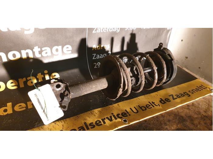 Schokdemperpoot links-voor van een Renault Megane, Auto-onderdelen, Ophanging en Onderstel, Renault, Gebruikt, 3 maanden garantie