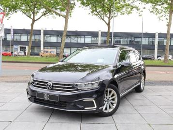 Volkswagen Passat Variant GTE Panodak | Head-up | Keyless |  beschikbaar voor biedingen