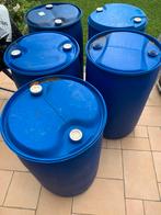 Baril 220litres ayant contenu du mazout, Jardin & Terrasse, Barils de pluie, Utilisé, 150 litres ou plus