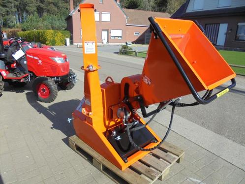 NIEUW Houthakselaar met invoerrol voor minitractor, Hobby en Vrije tijd, Overige Hobby en Vrije tijd, Nieuw, Ophalen