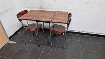 ancienne table en formica vintage couleur marron pliable ave disponible aux enchères