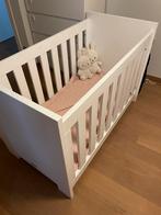 Wit kinderbed met aerosleep matrasbeschermer en onderlakens, Ophalen, Gebruikt