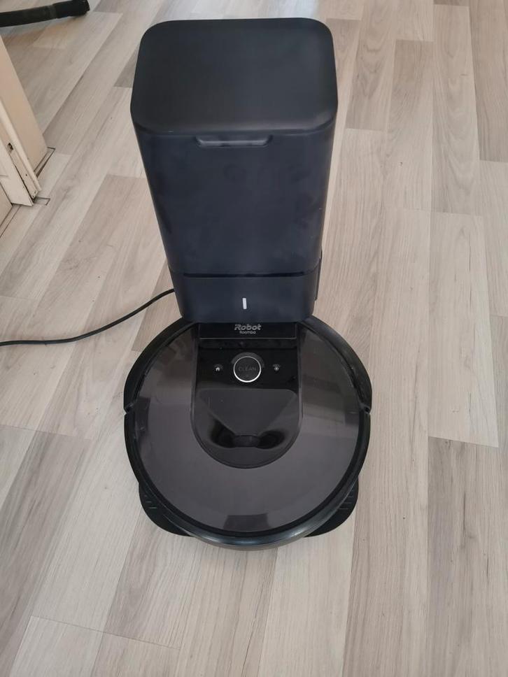 iRobot Roomba i7+ met Clean Base– Volautomatisch leegstation, Electroménager, Aspirateurs, Utilisé, Aspirateur robot, Enlèvement ou Envoi