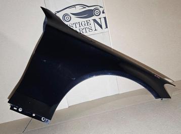 Scherm Spatbord Mercedes C Klasse W205 Rechts Origineel Alum beschikbaar voor biedingen