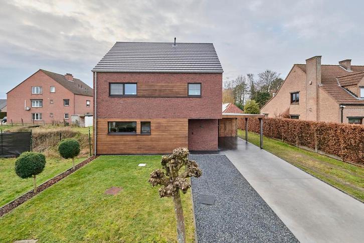 Instapklare halfopen woning met grote tuin & EPC A in Lommel, Immo, Huizen en Appartementen te koop, Provincie Limburg, 500 tot 1000 m²