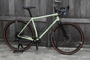 Nordest stalen Gravelbike. Nieuw op factuur met garantie. beschikbaar voor biedingen