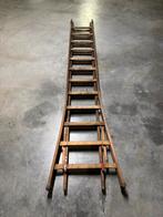 2-delige houten schuifladder 2x12 treden, Doe-het-zelf en Bouw, Ladders en Trappen, Ophalen, Zo goed als nieuw