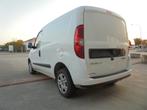 12.603 + BTW/FIAT DOBLO 1.6d/NAVI/AIRCO/CAMERA/CARPLAY/DAB, Auto's, Fiat, Voorwielaandrijving, Stof, 4 cilinders, Wit