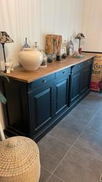 Buffet en bois noir, poignées métalliques noires., Maison & Meubles, Avec tiroir(s), 25 à 50 cm, Pin, Comme neuf