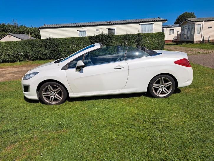 Peugeot 308 cc, Auto's, Peugeot, Particulier, Trekhaak, Benzine, Cabriolet, 3 deurs, Handgeschakeld, Wit, Zwart, Leder, Voorwielaandrijving
