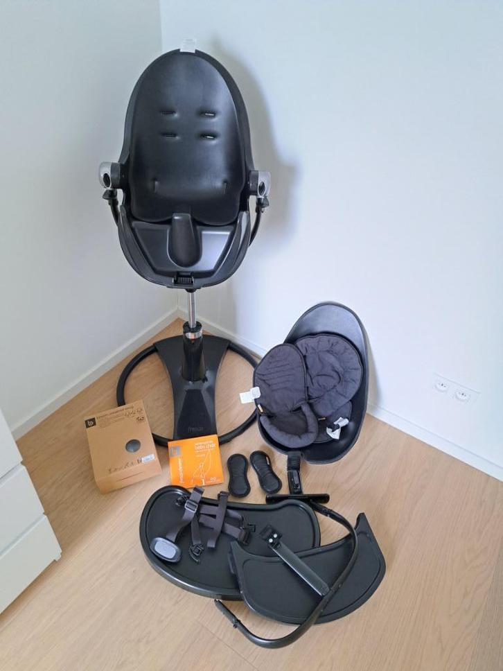 Bloom Fresco baby- en kinderstoel zwart, Kinderen en Baby's, Kinderstoelen, Zo goed als nieuw, Meegroeistoel, Aanschuifbaar, Afneembaar eetblad
