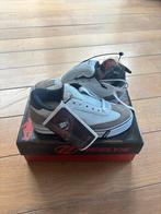 Heelys blanches et beiges, Neuf, Heelys, Enlèvement ou Envoi, Autres types