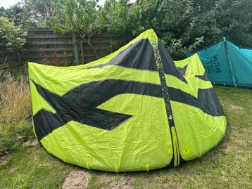 Kitesurf F-One Bandit (volledige set) beschikbaar voor biedingen