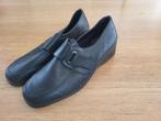 Chaussures Dames  noires Pointure 38, Schoenen met lage hakken, Zwart, Ophalen of Verzenden, Zo goed als nieuw