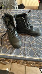 Chaussures de sécurité HECKEL taille 42, Ophalen, Nieuw