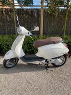 Piaggio Vespa Primavera 50cc A klasse met slechts 1977km, Fietsen en Brommers, Brommers | Vespa, Ophalen