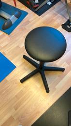 Zwarte tabouret met gasveer, Huis en Inrichting, Ophalen, Zo goed als nieuw, Kunststof