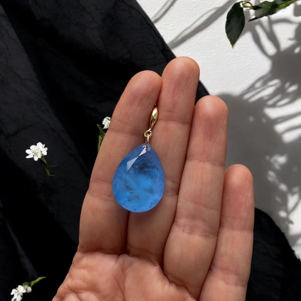 Boucles d'oreilles en pierre naturelle Plaqué or 14 carats, Bijoux, Sacs & Beauté, Boucles d'oreilles, Comme neuf, Pendantes, Bleu